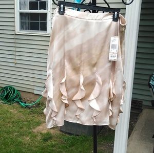 Ann Klein cream and tan ruffle skirt